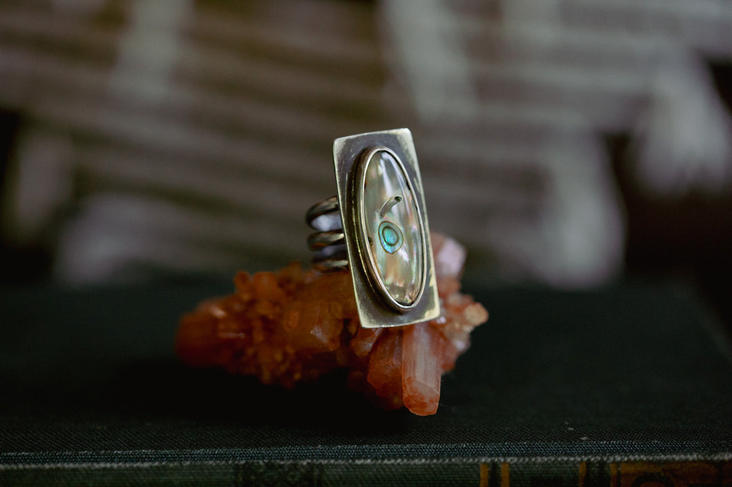 Abalone Portrait Ring