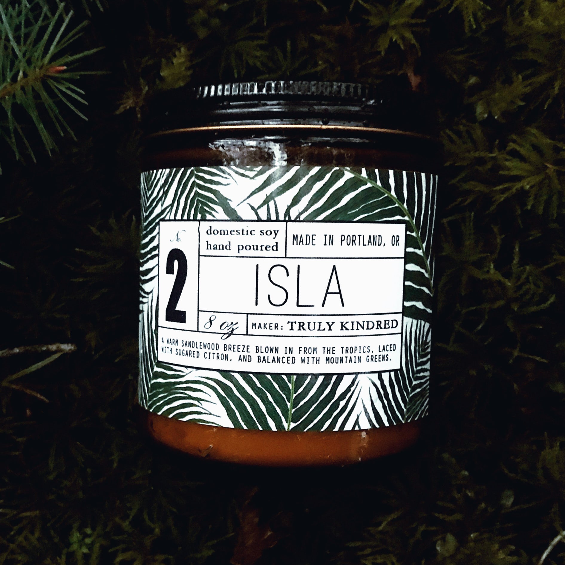 #2 Isla - 8oz Soy Candle